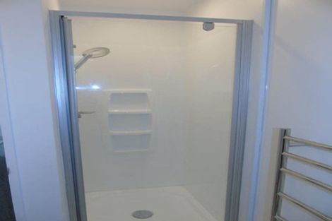 Photo of property in 14 Lawson Place, Mount Victoria, Wellington, 6011