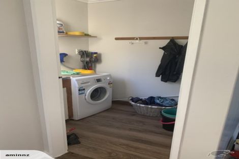 Photo of property in 27 Paddington Grove, Karori, Wellington, 6012