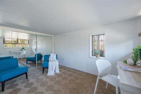Photo of property in 2 Martin Street, Monaco, Nelson, 7011