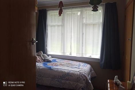 Photo of property in 16 Barnego Road, Balclutha, 9230