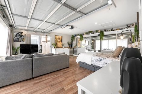 Photo of property in 10 Lucca Crescent, Flat Bush, Auckland, 2019