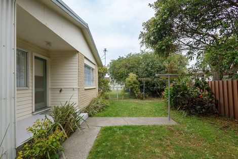 Photo of property in 21 Aparima Avenue, Miramar, Wellington, 6022