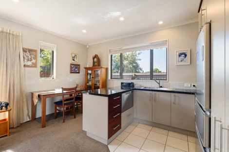 Photo of property in 4/194 Waimairi Road, Ilam, Christchurch, 8041