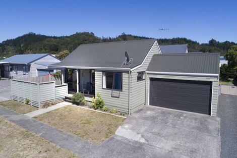 Photo of property in 101a Hampton Road, Whangamata, 3620