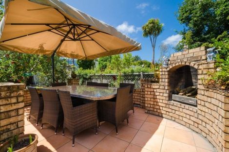 Photo of property in 18 Mcentee Road, Waitakere, Auckland, 0816