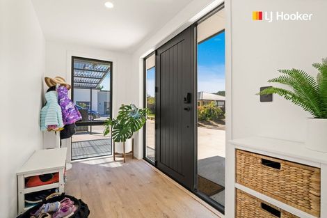 Photo of property in 8 Tuwhare Lane, Mosgiel, 9024