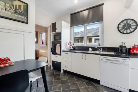 Photo of property in 24 Loyalty Street, Forbury, Dunedin, 9012