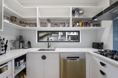 Photo of property in 19 Withers Crescent, Halswell, Christchurch, 8025