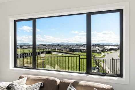 Photo of property in 24 Drower Glen, Flagstaff, Hamilton, 3210