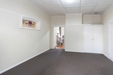 Photo of property in 92 Roy Street, Palmerston North, 4410