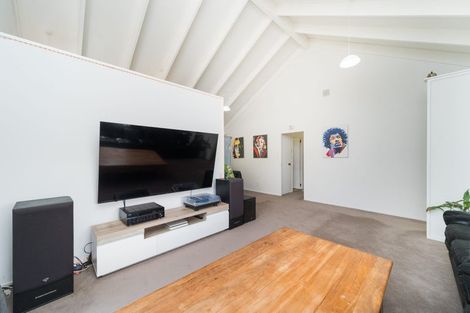 Photo of property in 16a Wood Street, Takaro, Palmerston North, 4410
