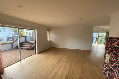 Photo of property in 29 Ayton Drive, Totara Vale, Auckland, 0629