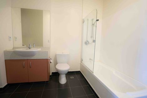 Photo of property in Stadium Garden Flats, 418/107 Thorndon Quay, Pipitea, Wellington, 6011