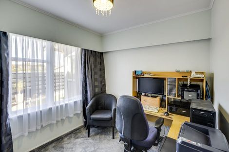 Photo of property in 8 Ngarimu Street, Havelock North, 4130