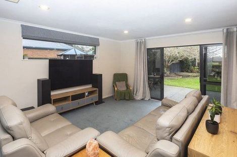 Photo of property in 58 Hewitts Road, Woodend, 7610