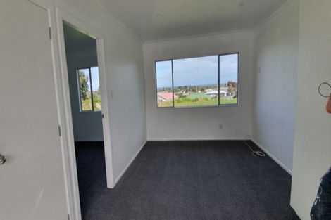 Photo of property in 40 Rangiora Street, Castlecliff, Whanganui, 4501