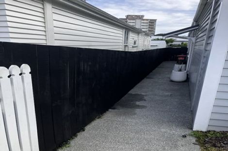 Photo of property in 3 Carrington Street, Mount Cook, Wellington, 6021