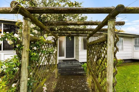 Photo of property in 10 Meadowbrook Drive, Cloverlea, Palmerston North, 4412