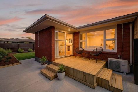 Photo of property in 2/64 Roberta Drive, Somerfield, Christchurch, 8024