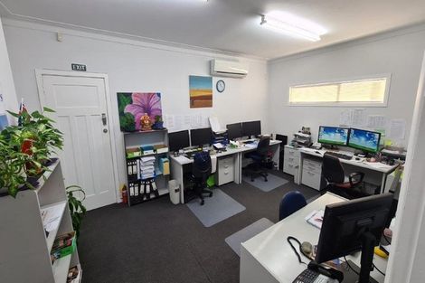 Photo of property in 57 Omahu Road, Greenlane, Auckland, 1051