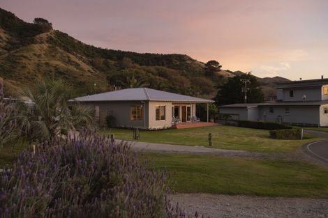 Photo of property in 599 Waihau Road, Tolaga Bay, 4073