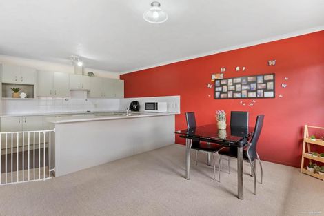 Photo of property in 4 Lime Crescent, Papakura, 2110