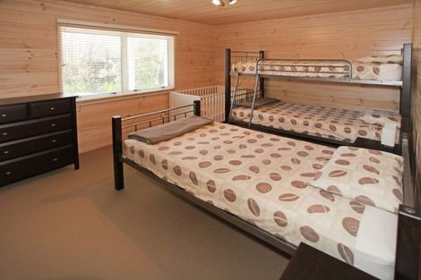 Photo of property in 12 Jacksons Claim, Pauanui, Hikuai, 3579