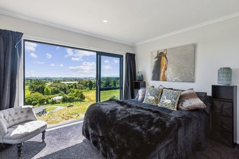 Photo of property in 129 South Manakau Road, Manakau, Otaki, 5583