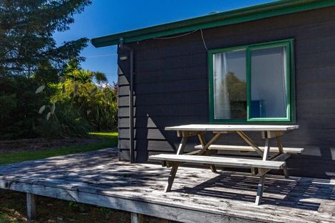 Photo of property in 56 Findlay Street, National Park, Owhango, 3989