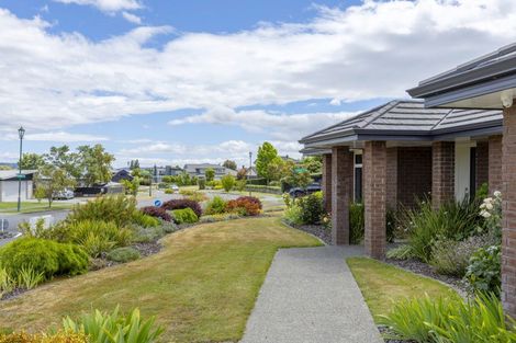 Photo of property in 2 Loloma Way, Wharewaka, Taupo, 3330
