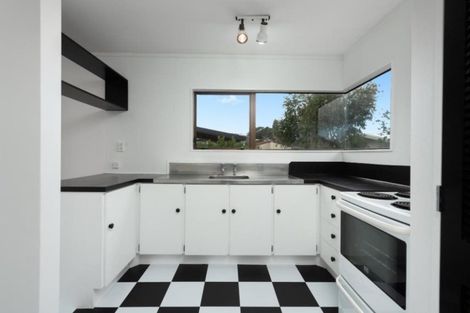 Photo of property in 13b Pokapu Place, Bethlehem, Tauranga, 3110