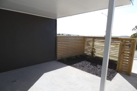 Photo of property in 26 Memorial Park Lane, Hobsonville, Auckland, 0618