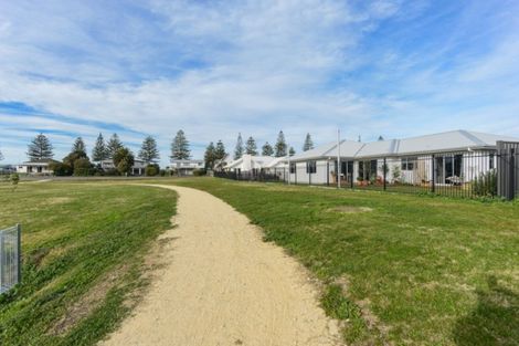 Photo of property in 33 Aparima Place, Awatoto, Napier, 4110