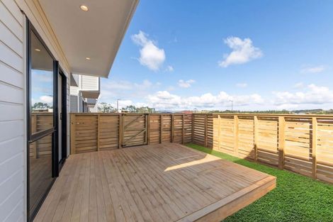 Photo of property in 14 Greenbrier Street, Westgate, 0814