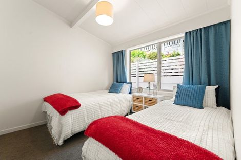 Photo of property in 54 Easther Crescent, Kew, Dunedin, 9012