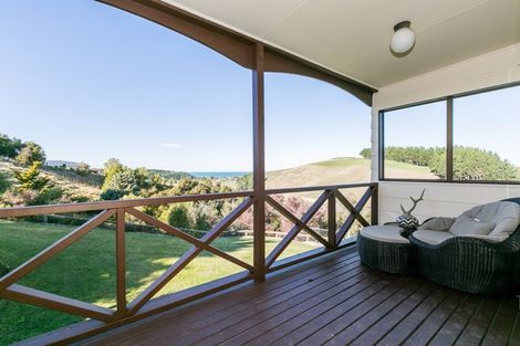 Photo of property in 140 Seafield Road, Eskdale, Napier, 4182