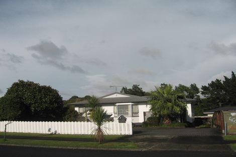 Photo of property in 99 Archmillen Avenue, Pakuranga Heights, Auckland, 2010