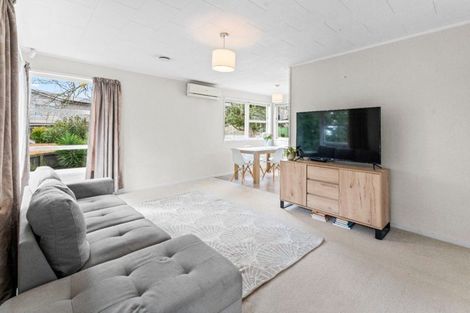 Photo of property in 7 Rainbow Place, Wattle Downs, Auckland, 2103