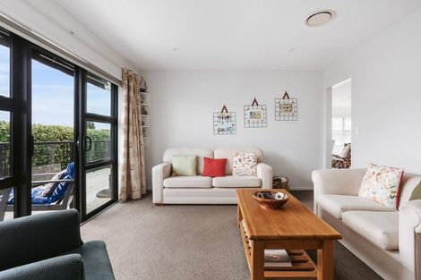 Photo of property in 132c Margaret Drive, Omokoroa, 3114