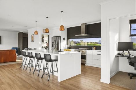 Photo of property in 42 Alan Livingston Drive, Cambridge, 3434