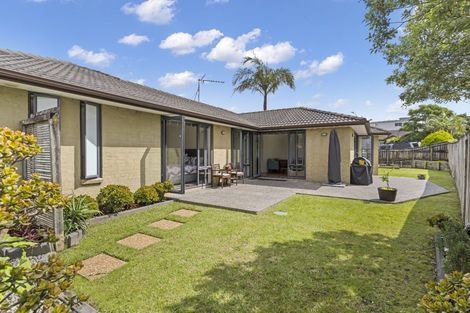 Photo of property in 3 Annamoe Place, East Tamaki, Auckland, 2013