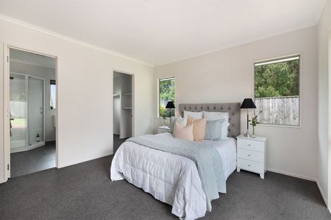 Photo of property in 11 Amoka Crescent, Parklands, Christchurch, 8083