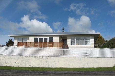 Photo of property in 9 Koromiko Street, Inglewood, 4330