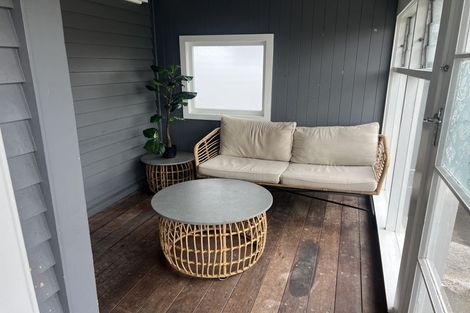 Photo of property in 295 Marine Parade, Napier South, Napier, 4110