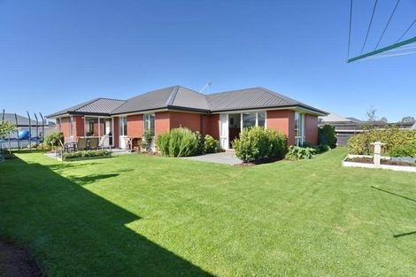 Photo of property in 54 Koura Drive, Rangiora, 7400