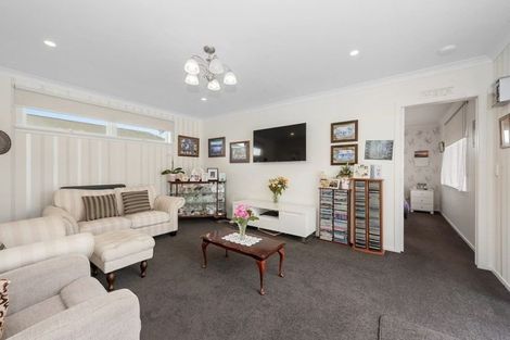 Photo of property in 200 Sandwich Road, St Andrews, Hamilton, 3200
