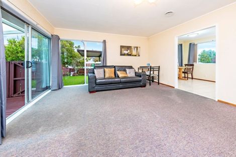 Photo of property in 22 Ferndown Avenue, Papatoetoe, Auckland, 2025