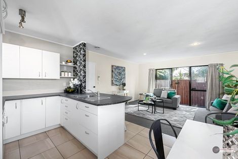Photo of property in 22a Randwick Crescent, Moera, Lower Hutt, 5010