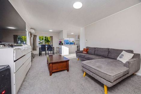 Photo of property in 95 Sykes Road, Weymouth, Auckland, 2103