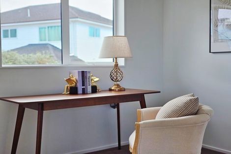 Photo of property in 65 Zara Court, Windsor Park, Auckland, 0632